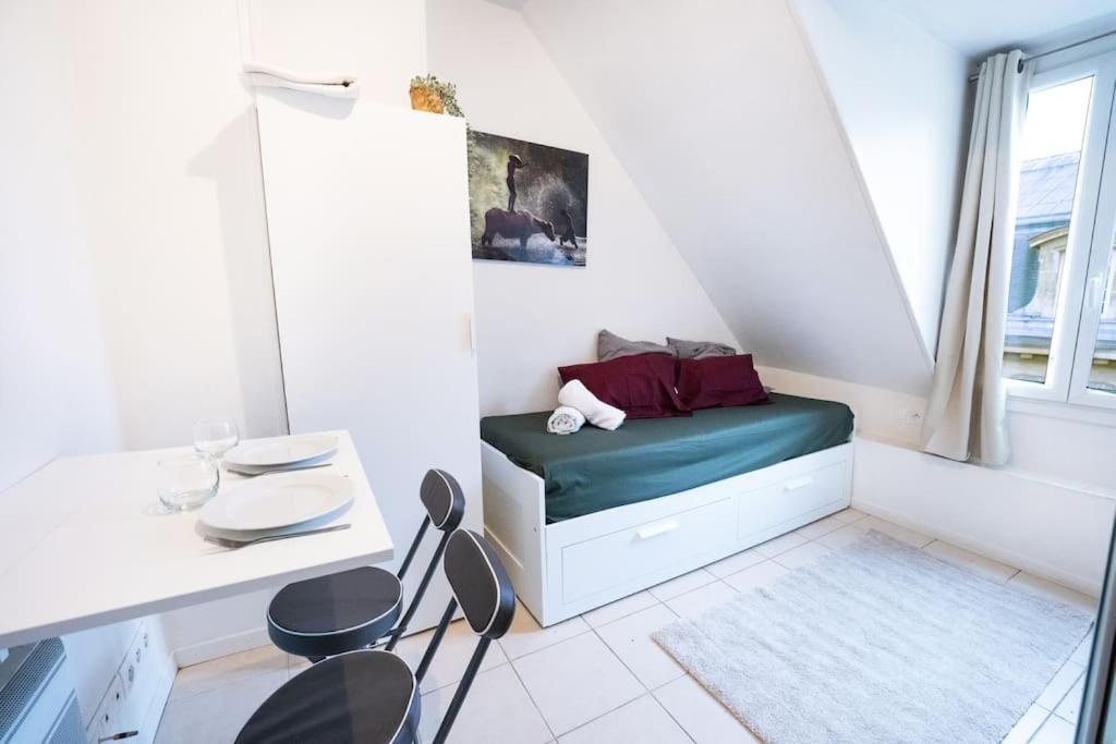 Appartement Lumineux. Studio Republique/bastille, Marais